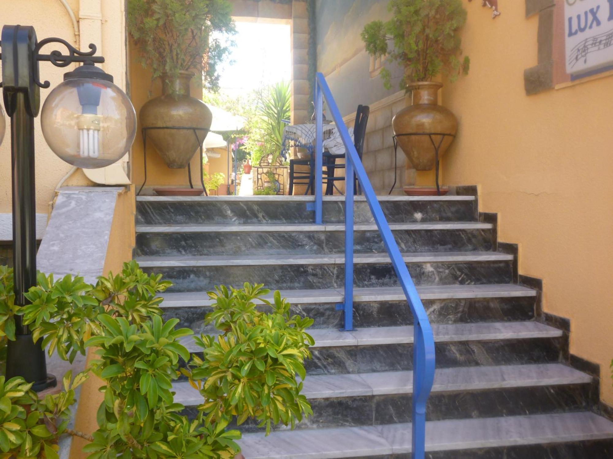 Studios Cosmopolitan Panagiouda Exterior photo